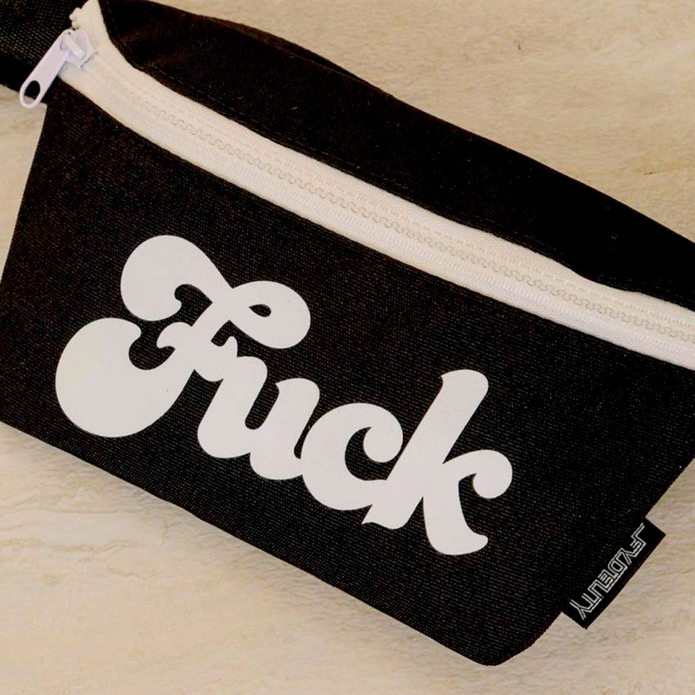 Bum bag / Fanny pack sassy logo